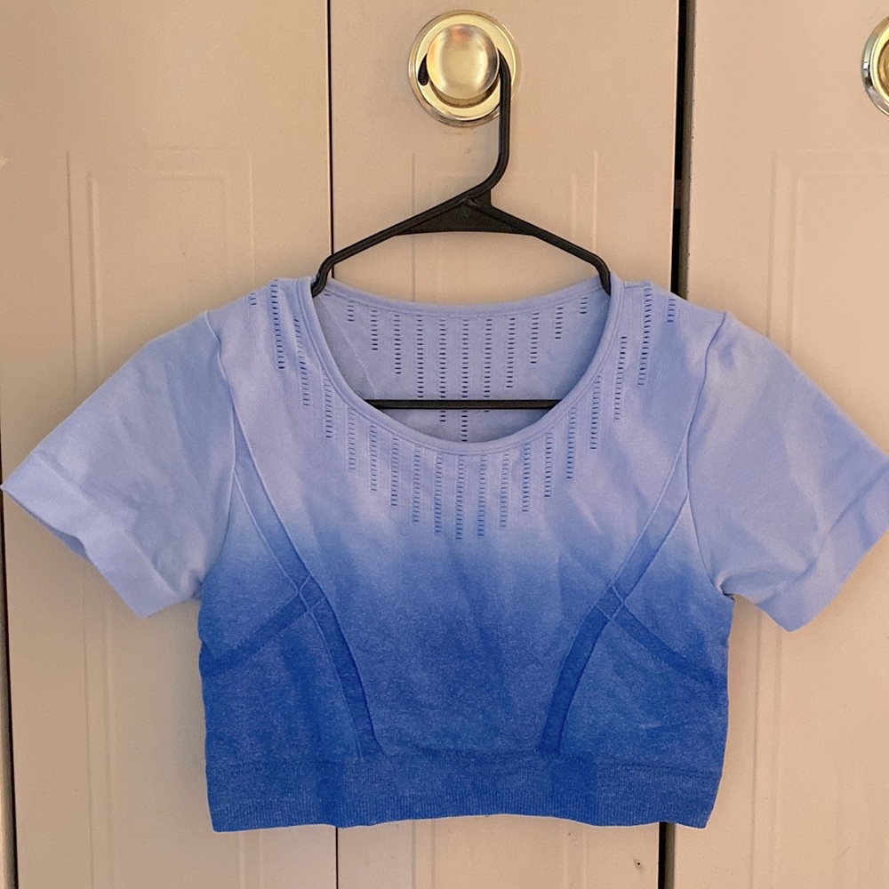 Seamless workout top